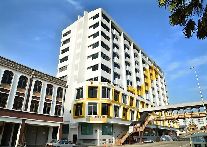 Tun Fatimah Riverside Hotel